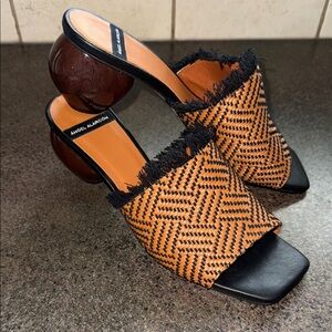 Ángel Alarcón Spanish woven mules, sandals, backless rounded, spool-shaped heel